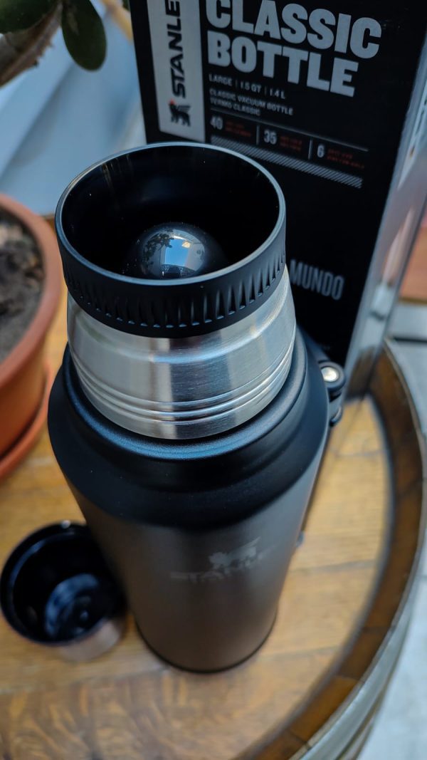 Termo Stanley Original Negro 1.4L - Imagen 2