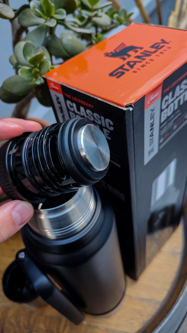 Termo Stanley Original Negro 1.4L - Imagen 3