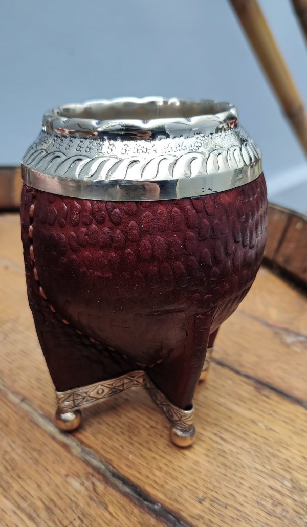 Torpedo Cuero Crocco Virola Alpaca Cincelada Base y Bolitas Bronce (BORDO) - Imagen 5